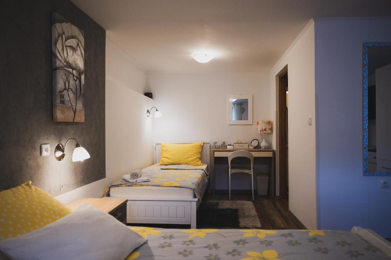 Soba I Apartman Dula Ogulin Dış mekan fotoğraf