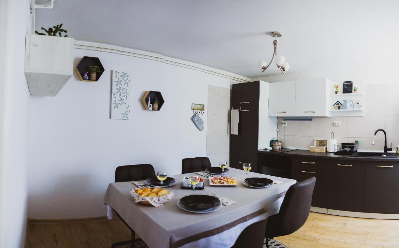 Soba I Apartman Dula Ogulin Dış mekan fotoğraf